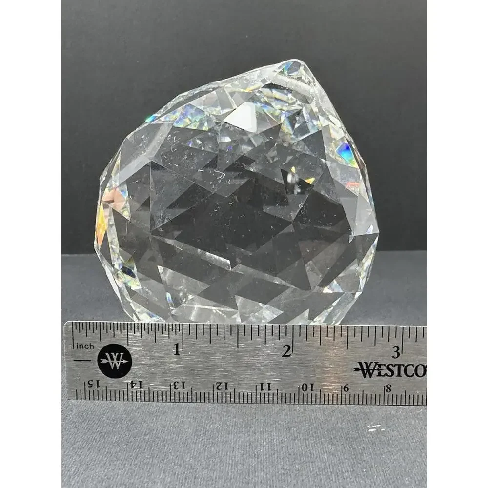 Ball crystal prism